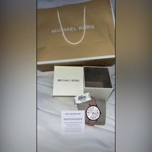 Michael Kors rose gold watch